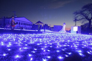 十和田市現代美術館前 アート広場