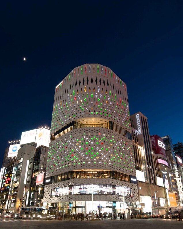 GINZA PLACE (銀座プレイス)　クリスマス・イルミネーション GINZA PLACE