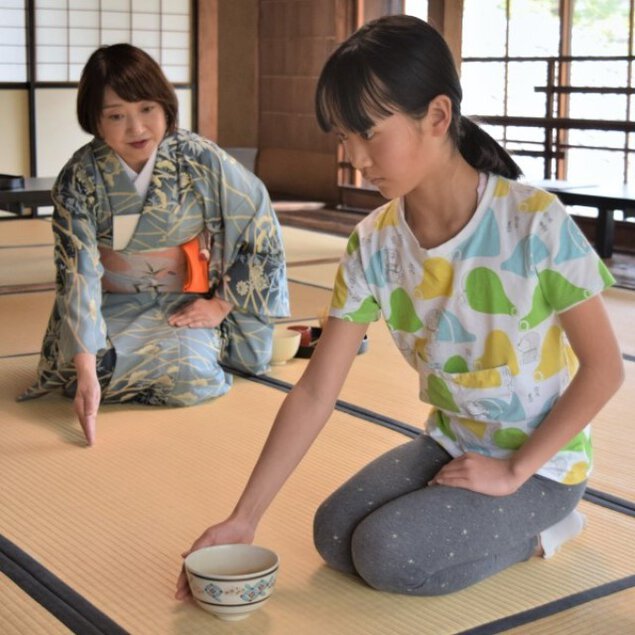 京都市内小・中学生向け オンライン日本文化教室 「茶会を自分でやってみよう！席主に挑戦！」