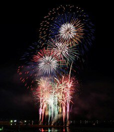 みなと舞鶴ちゃった花火大会2025