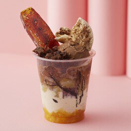 「オオサカポテト×トゥシェ ドゥ ボワ」焼き芋ブリュレパフェ1100円