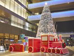 クリスマスツリー「THE CHRISTMAS STATION -サンタクロースの発着駅」