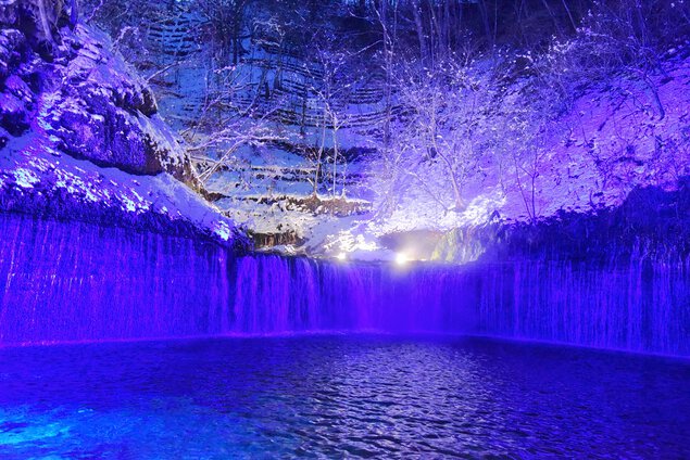 軽井沢白糸の滝・真冬のライトアップ ’23～’24 白糸の滝